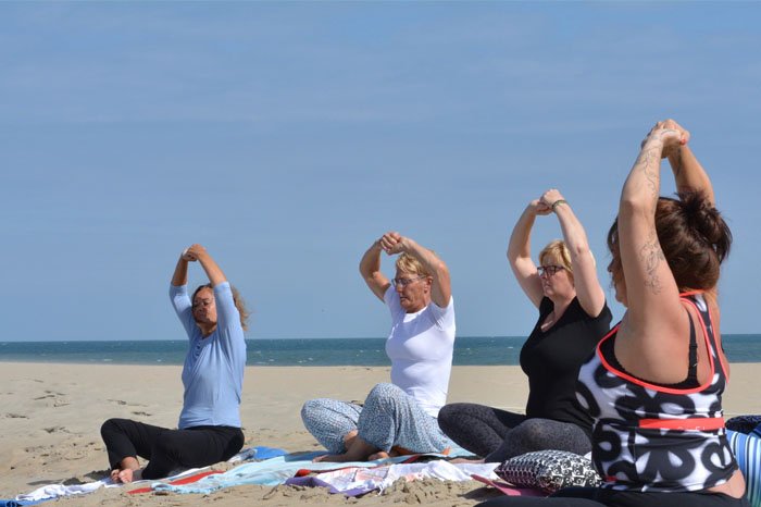 Yoga workshop op het strand